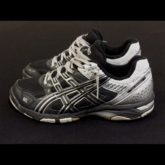 *Gently Worn* $40 - ASICS Gel Shoes : 11 - Picture 4 of 7